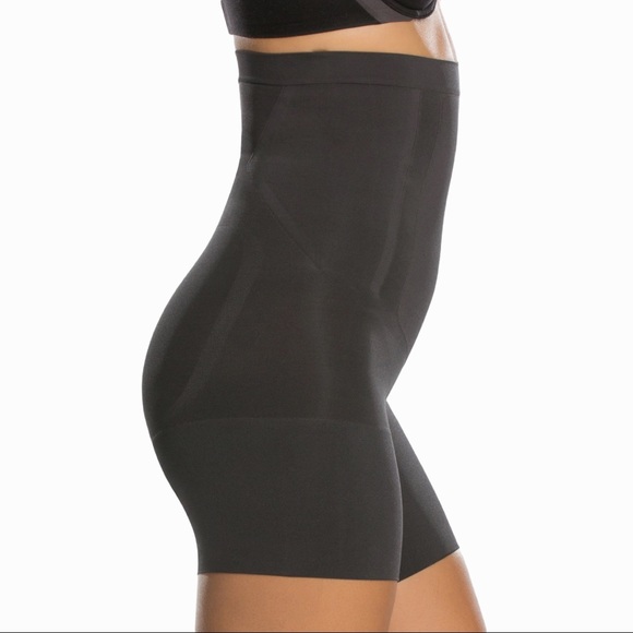 Spanx Oncore High-Waisted Shaping Short - Picture 3 of 5